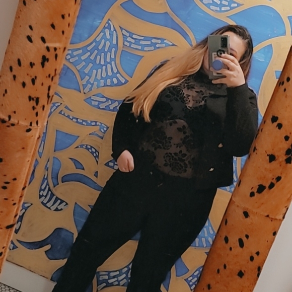 Meet your Posher, Tasha - Picture 1 of 1